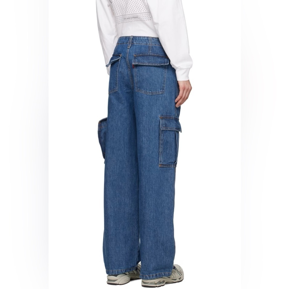 NWT - Levi's Women's '94 Baggy Cargo Jeans - Size 26 X 32 - Picture 5 of 8